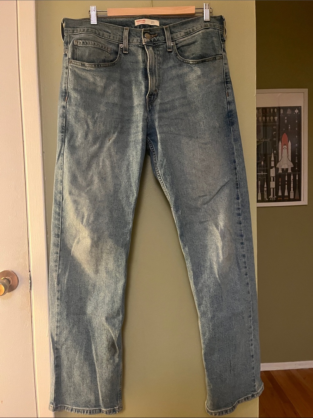 Men's Straight Fit Washed Blue Jeans